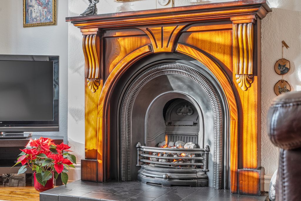 Property photo 3 of 22