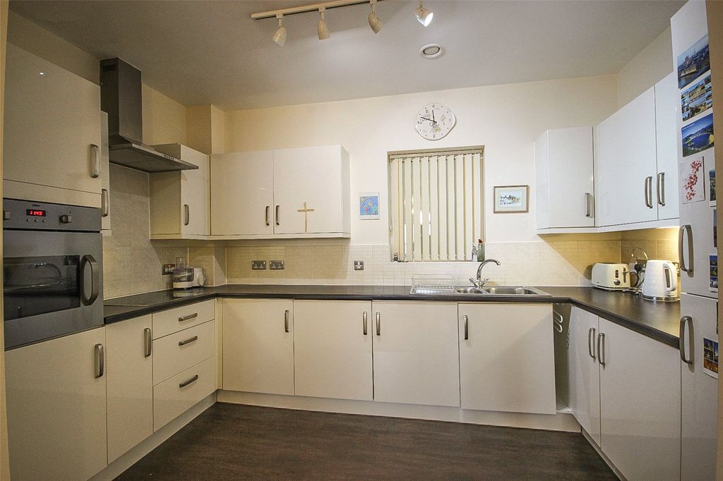 Property photo 3 of 19 Picture No. 20