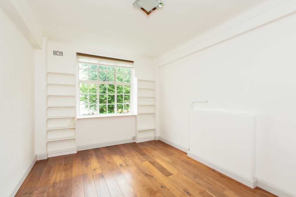 Property photo 1 of 9 Front