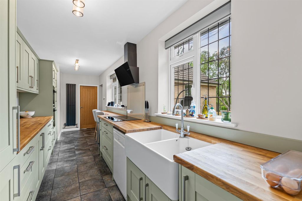 Property photo 2 of 38 23 Church Lane-7.Jpg