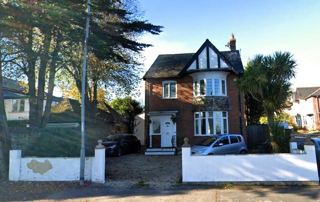 Property photo 1 of 14 Rodwell Front.Jpg
