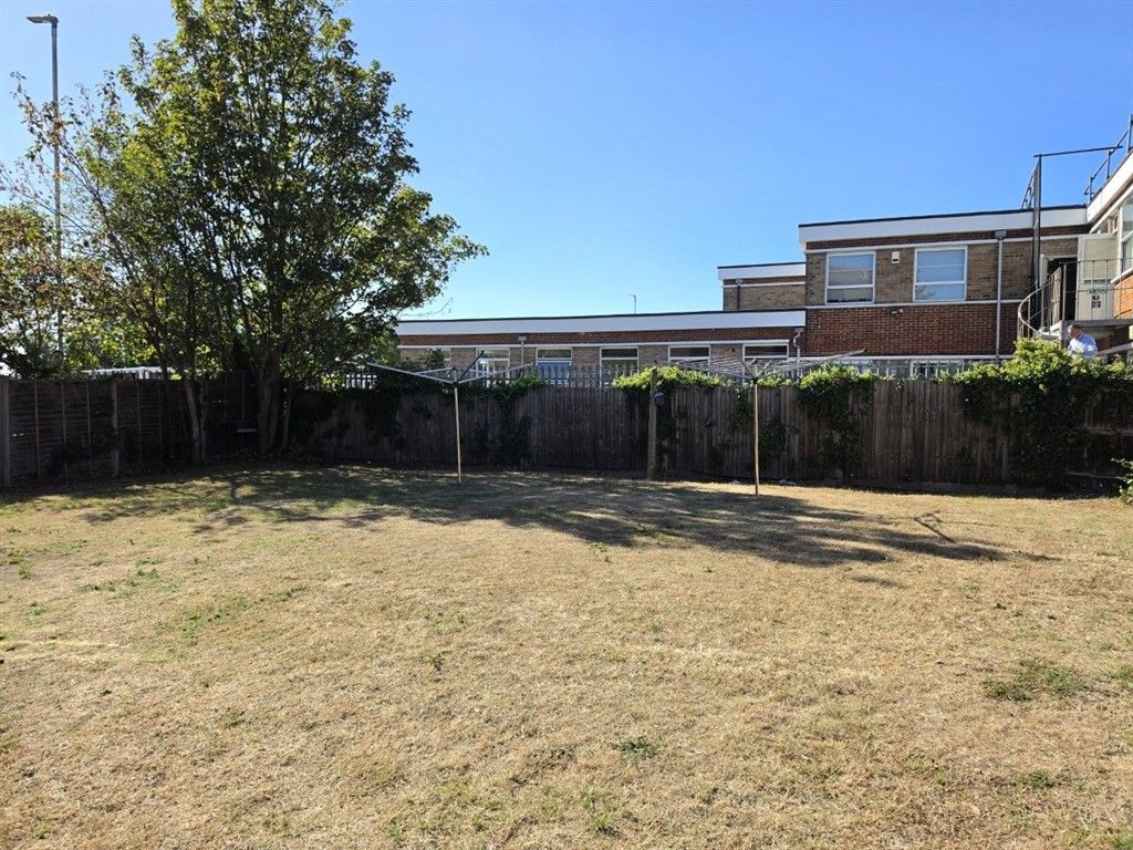 Property photo 3 of 8