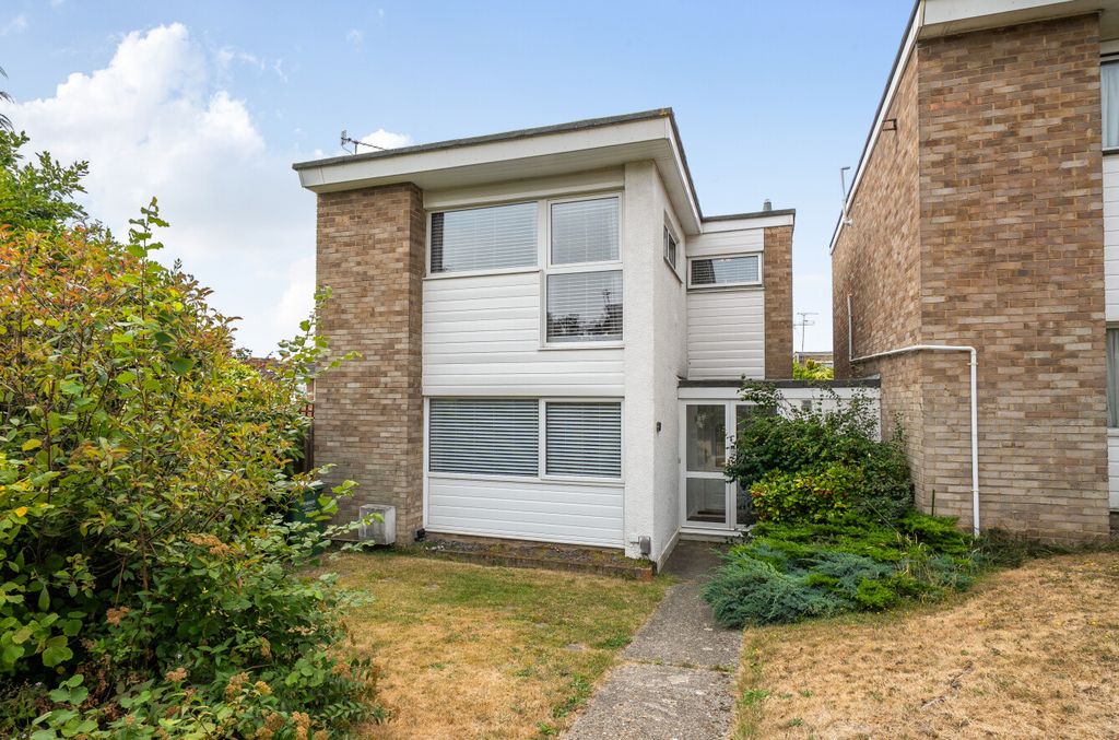 Property photo 1 of 14 Front2