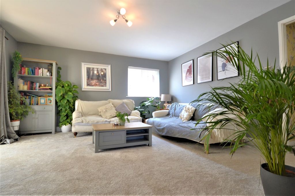 Property photo 2 of 13 Lounge View 1