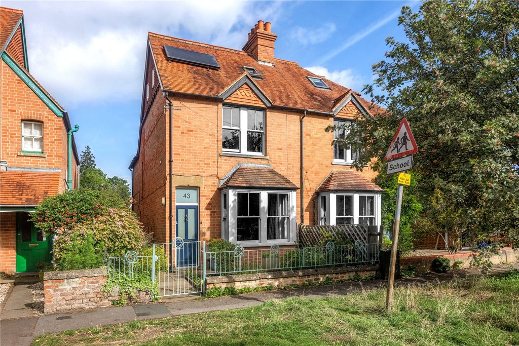 Property photo 1 of 16 Picture No. 03