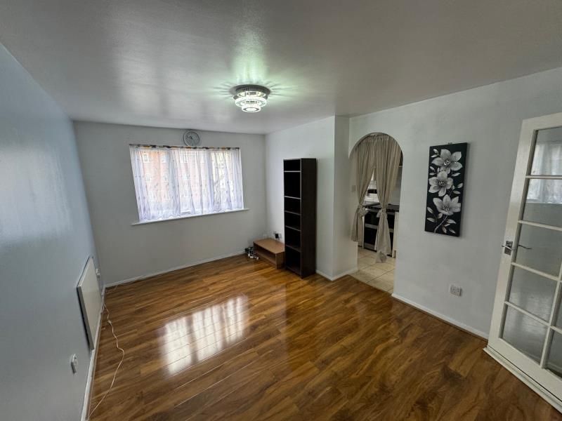 Property photo 1 of 4