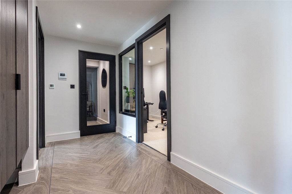 Additional image 19 of 2 bed flat for saleChaddesley Glen, Poole, Dorset BH13