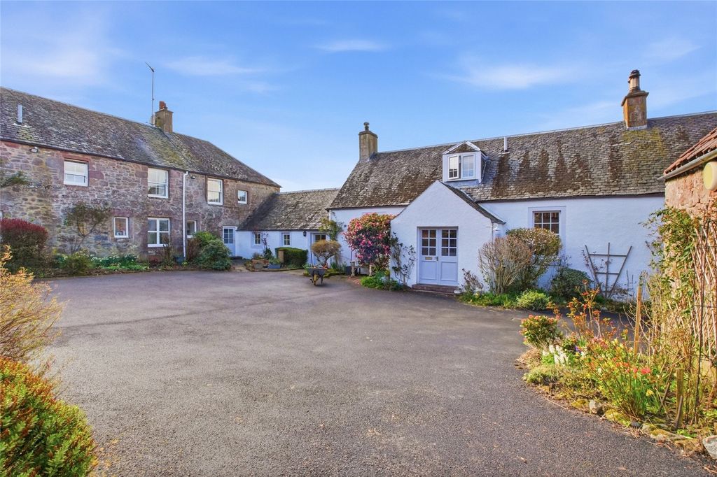 Property photo 3 of 23 Myreton