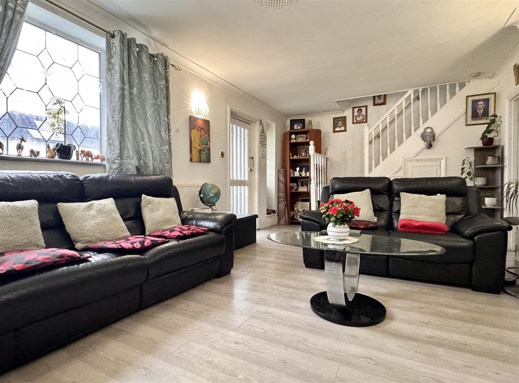 Property photo 2 of 21 Tempimagelsd31P.Jpg