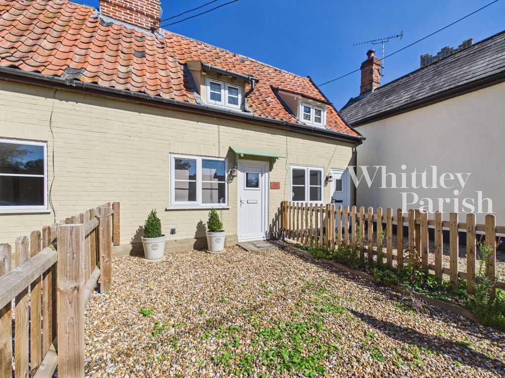 Property photo 1 of 18 Cam04332G0-Pr0915-Still030