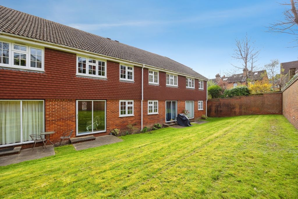 Property photo 1 of 12 Pbox-Img.Jpg