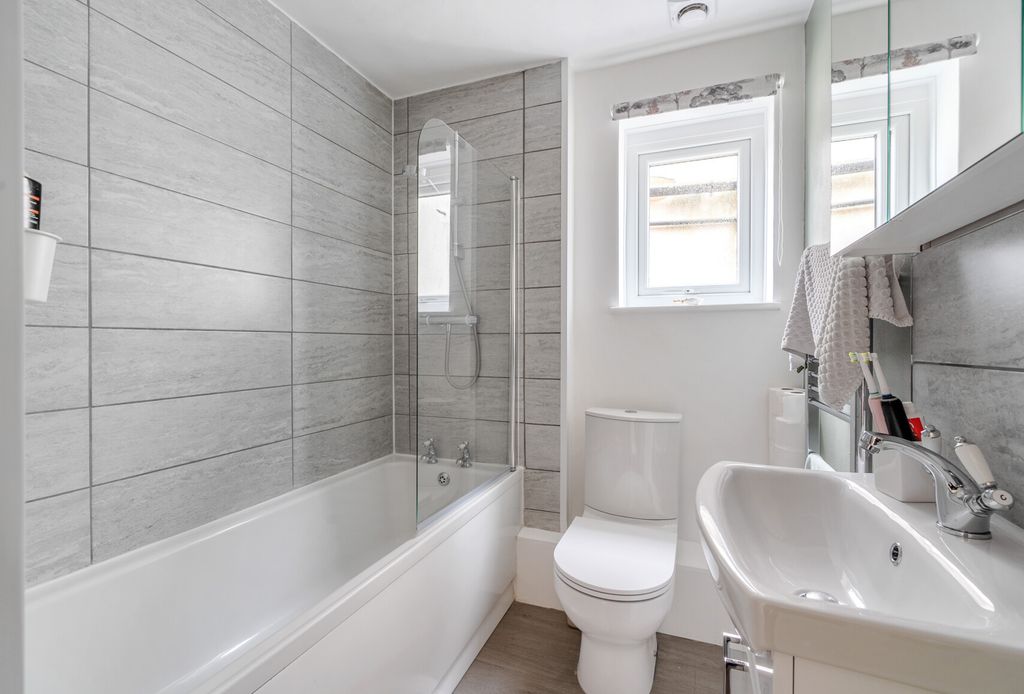 Property photo 3 of 15 1222128 (8).Jpg