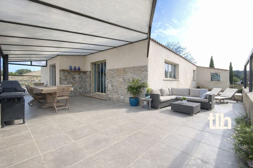 Property photo 1 of 21 Near Quissac - For Sale: 6-Room House Of 250 m² On 2,500 m² Of Land