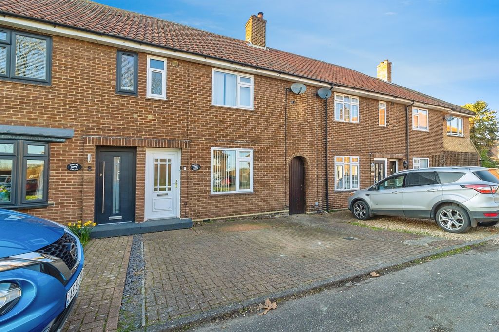 Property photo 1 of 17