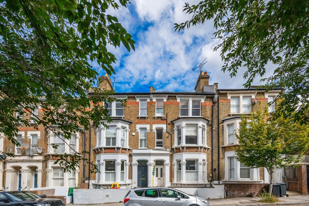 Property photo 1 of 7
