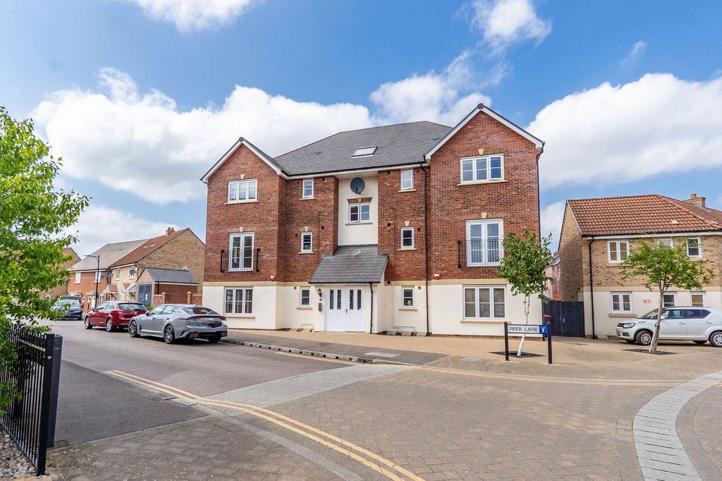 Property photo 1 of 20