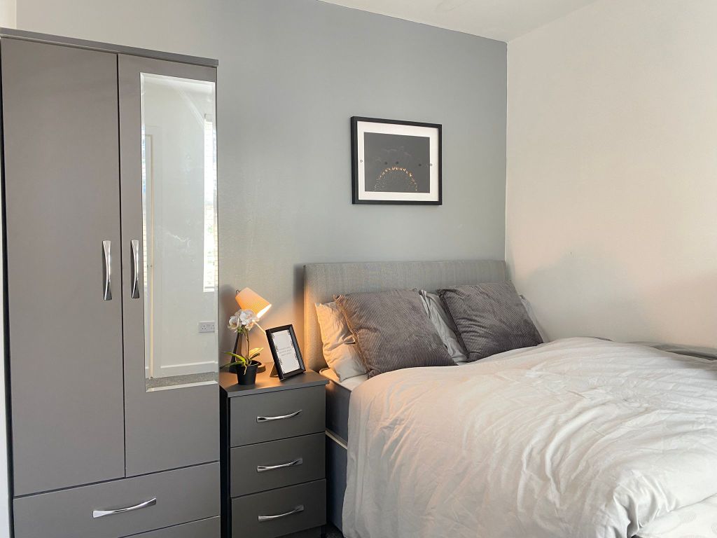 Property photo 3 of 5 Photo