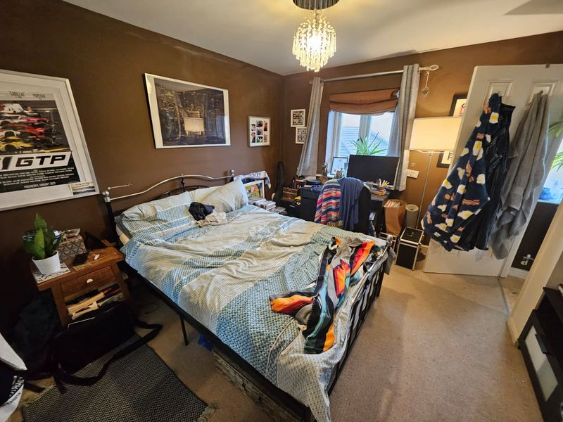 Property photo 1 of 9 Photo 9