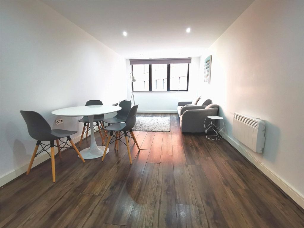 Property photo 3 of 7 Picture No. 08
