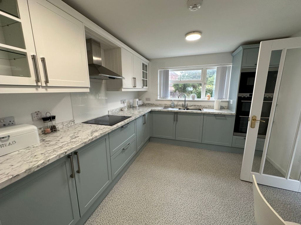 Property photo 2 of 14 Photo 02