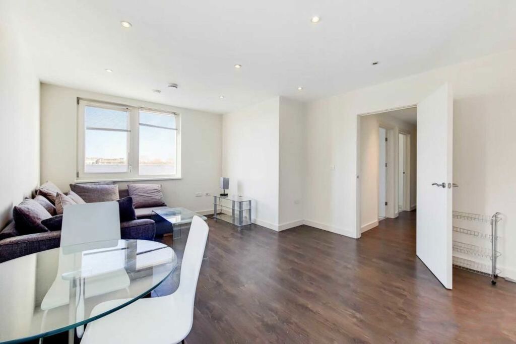 Property photo 2 of 5