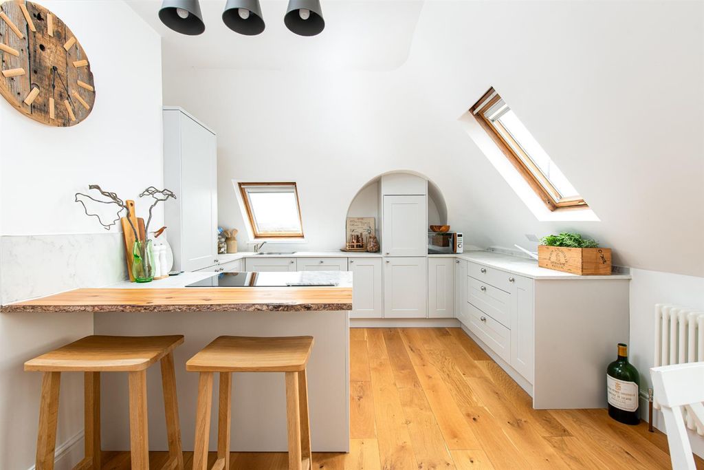 Property photo 1 of 24 Kitchen_1.Jpg