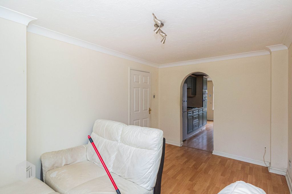 Property photo 3 of 26 Picture No. 35