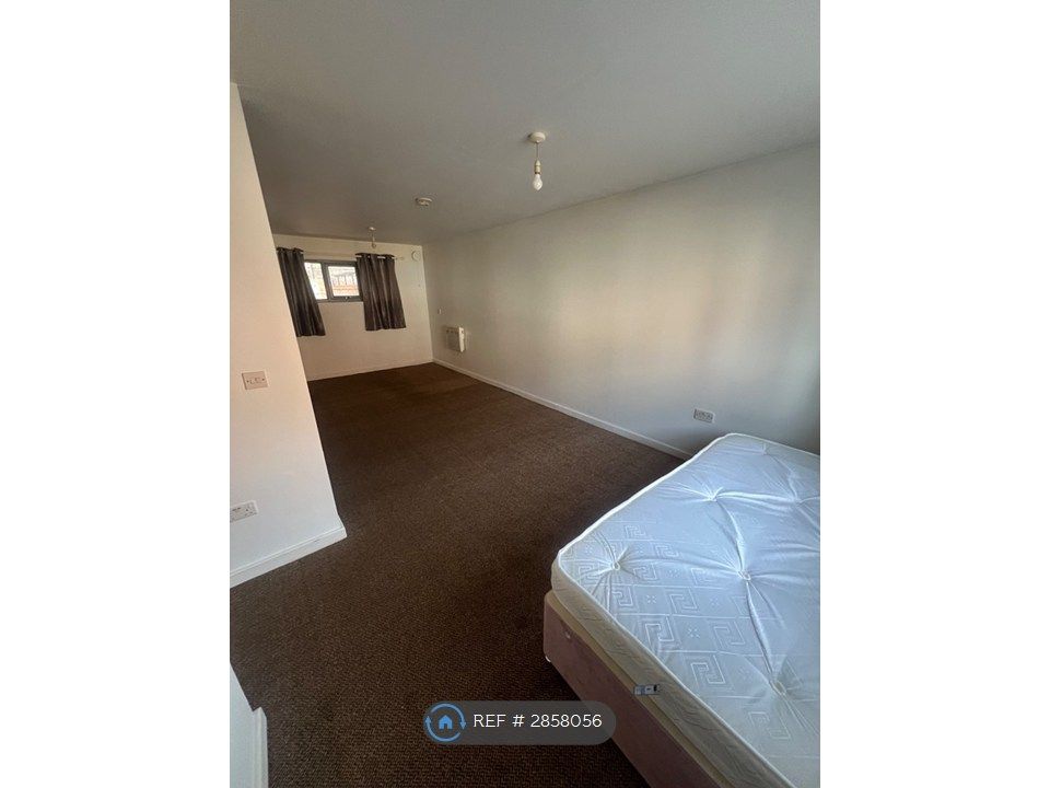 Property photo 1 of 3