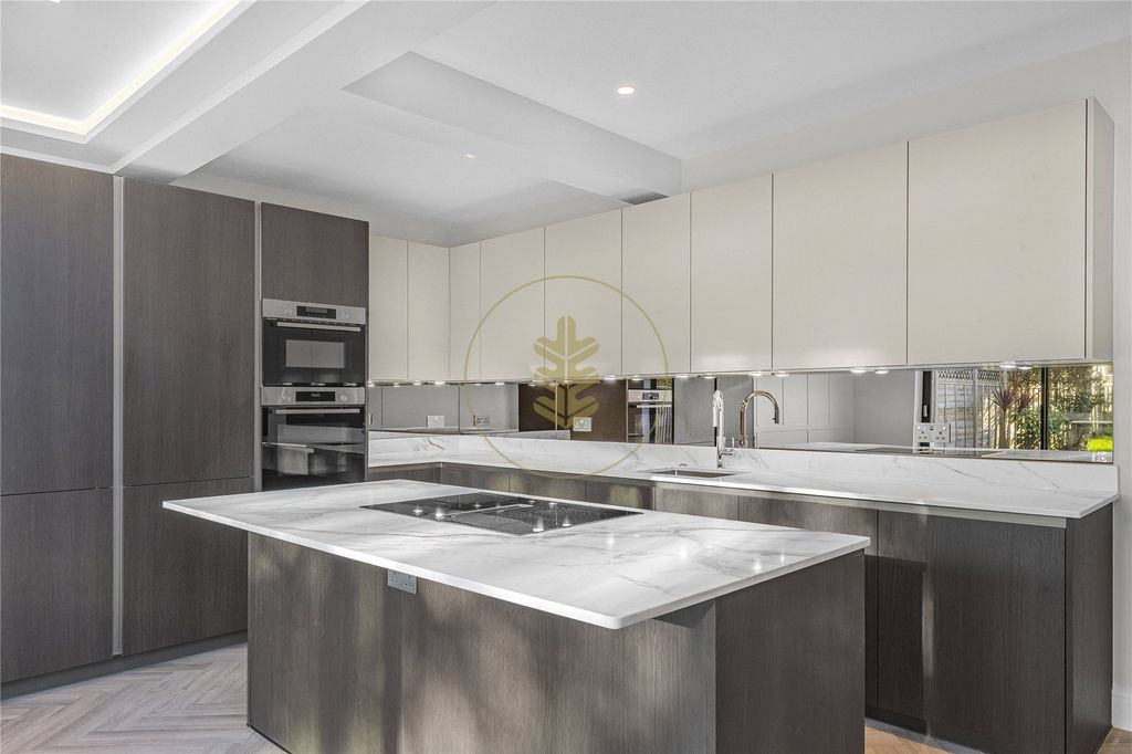 Property photo 3 of 13 Picture No. 10