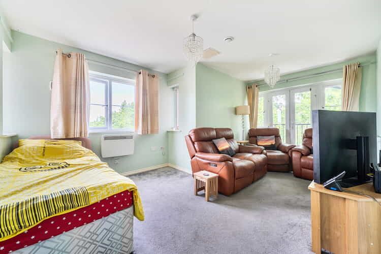 Property photo 1 of 19