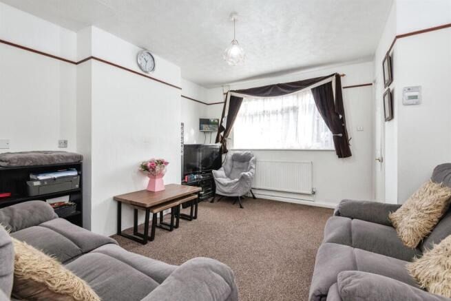 Property photo 2 of 9 4108633