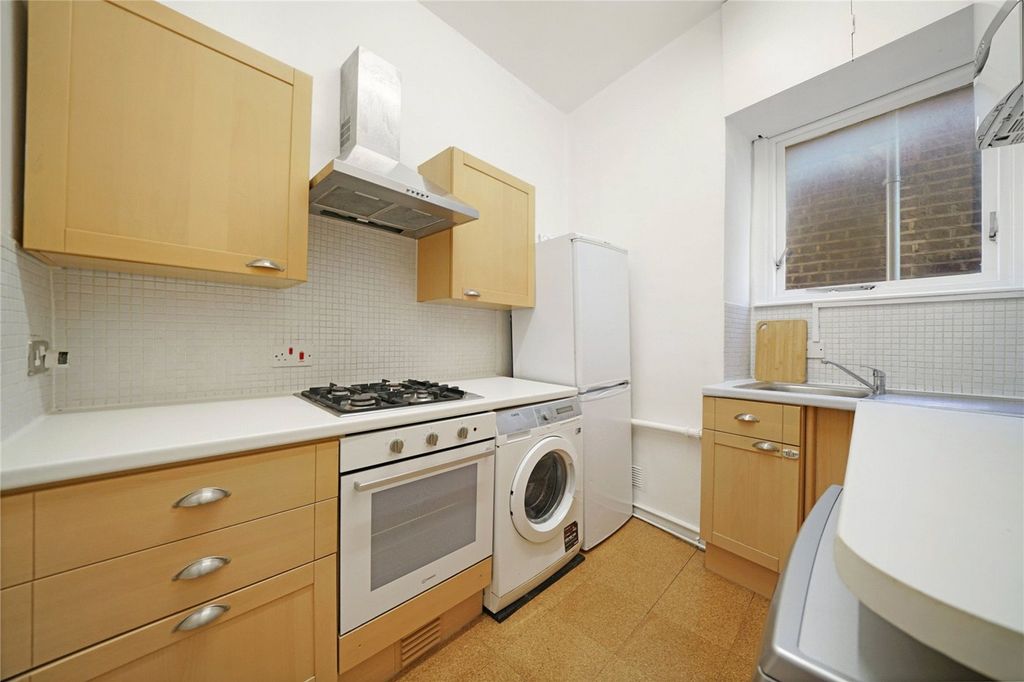 Property photo 3 of 15 Picture No. 15