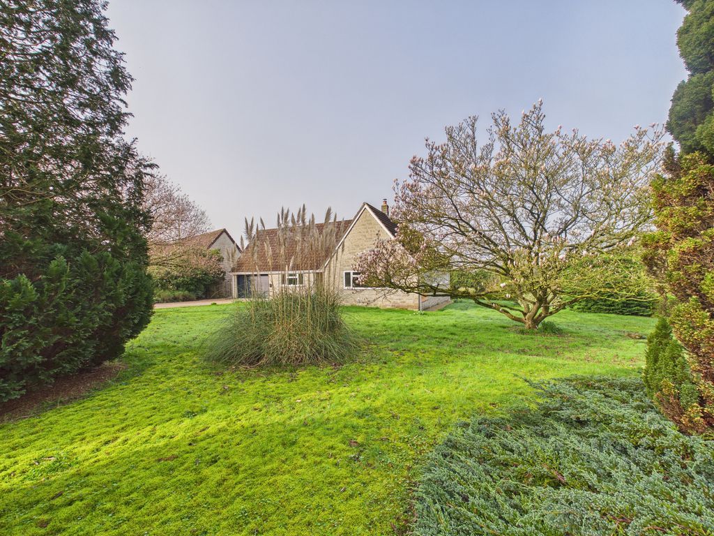 Property photo 2 of 27 Photo 26