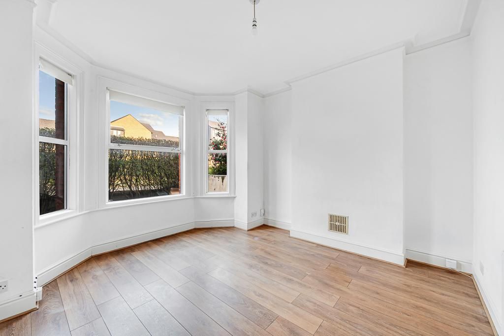 Property photo 3 of 12 Photo 3