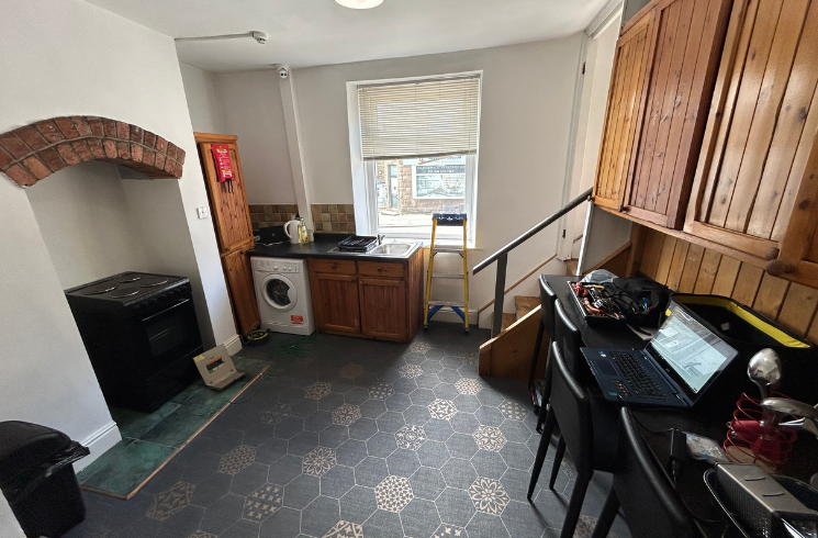 Property photo 3 of 10