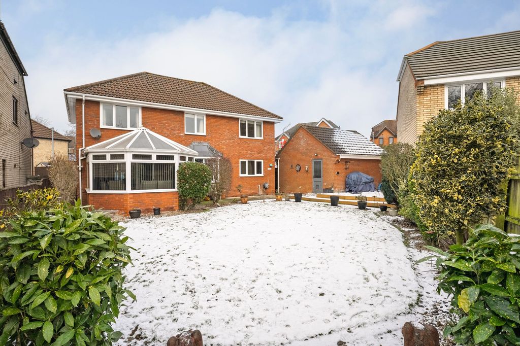 Property photo 2 of 30