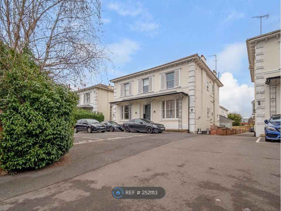 Property photo 2 of 8