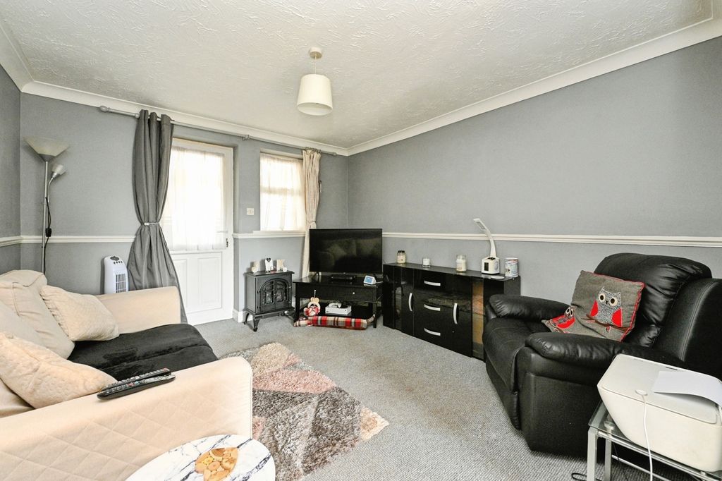 Property photo 2 of 14 Pbox-Img.Jpg
