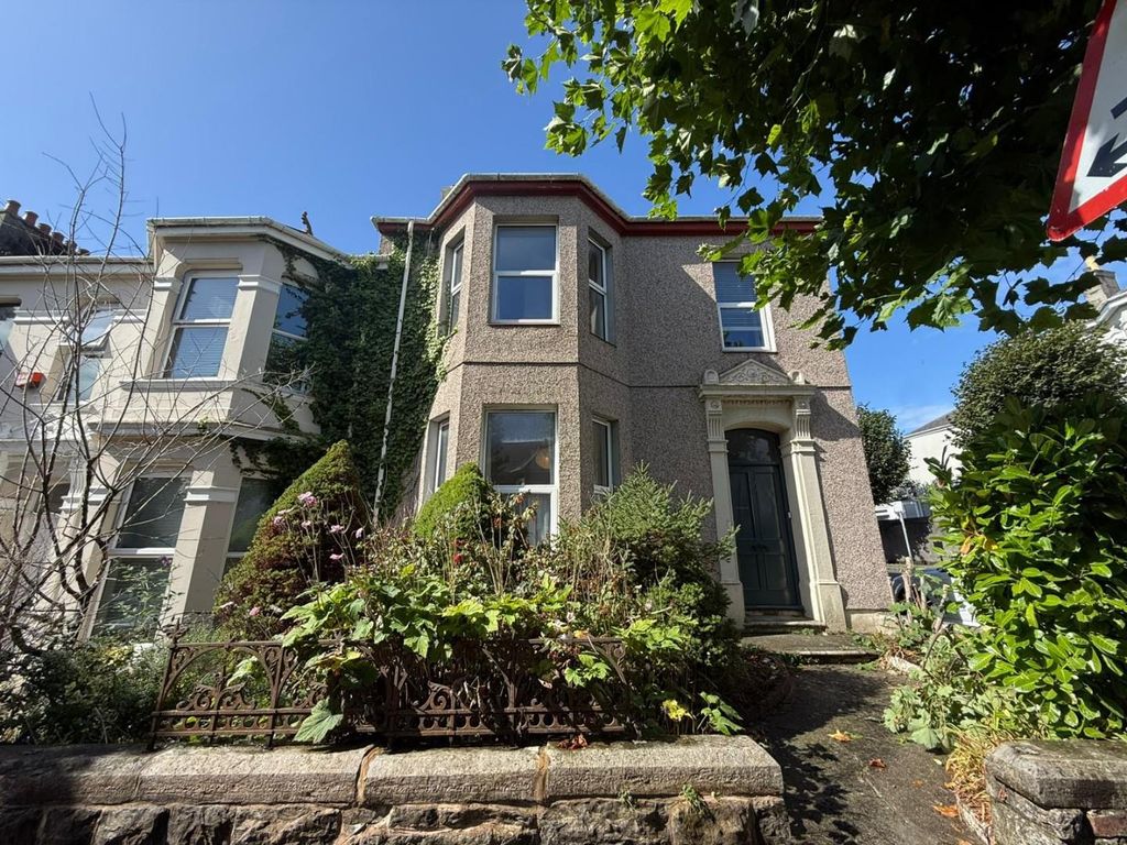 Property photo 1 of 12 Front.Jpg