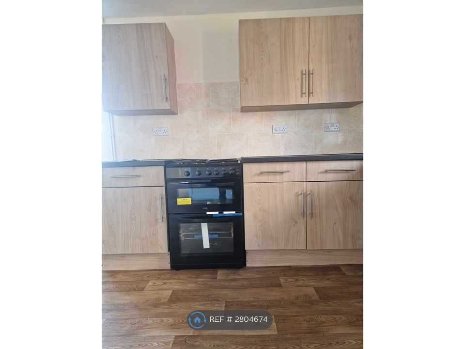 Property photo 1 of 3