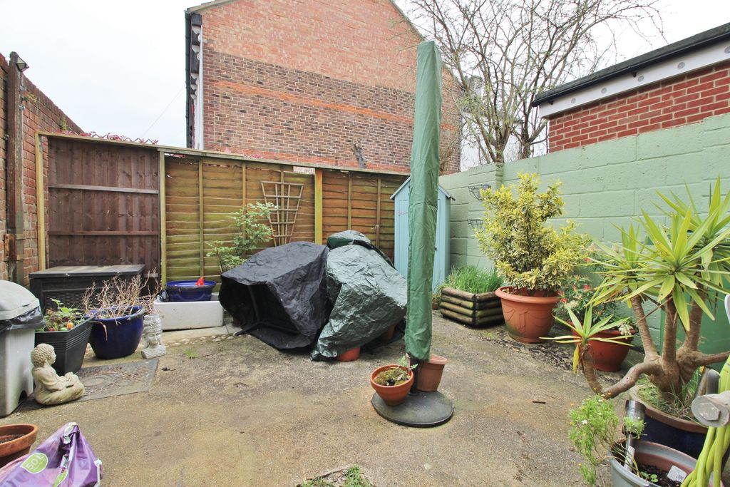 Property photo 3 of 14