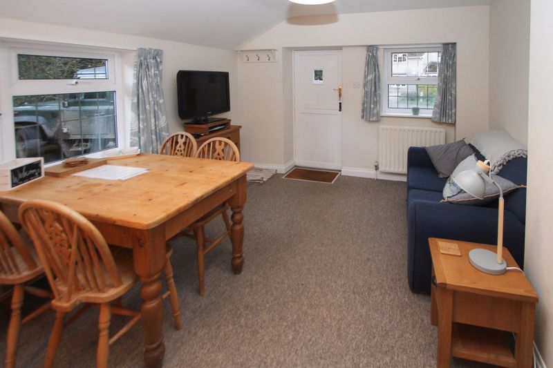 Property photo 2 of 6 Kitchen/Lounge/Diner