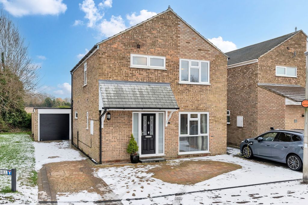 Property photo 1 of 17