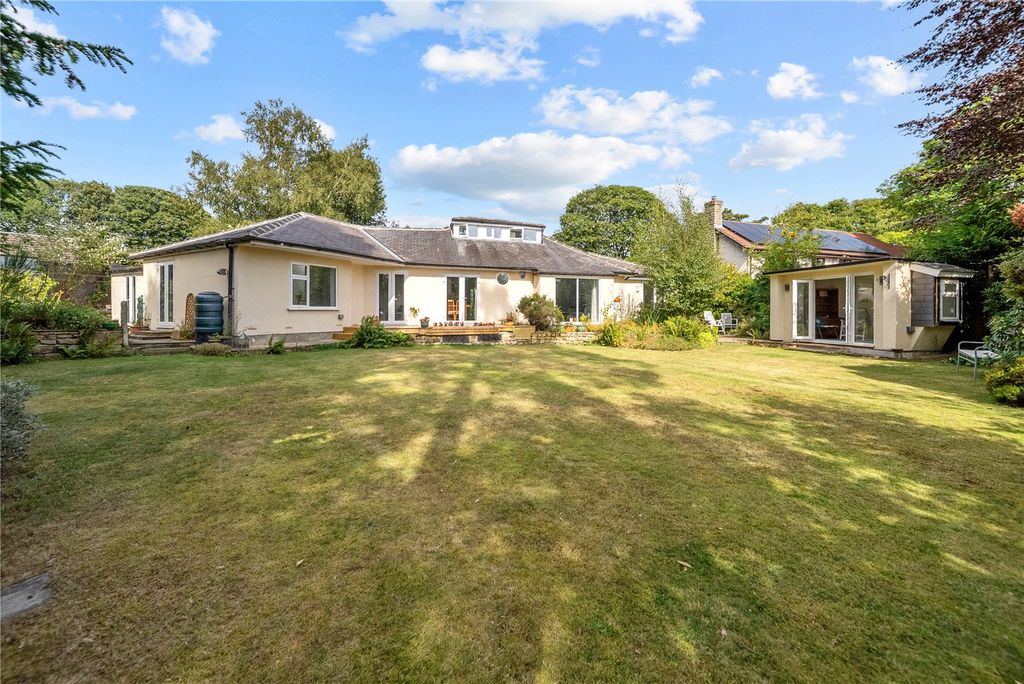 Property photo 1 of 18 External