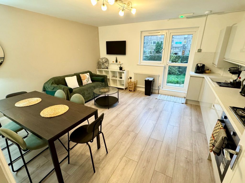 Property photo 1 of 39