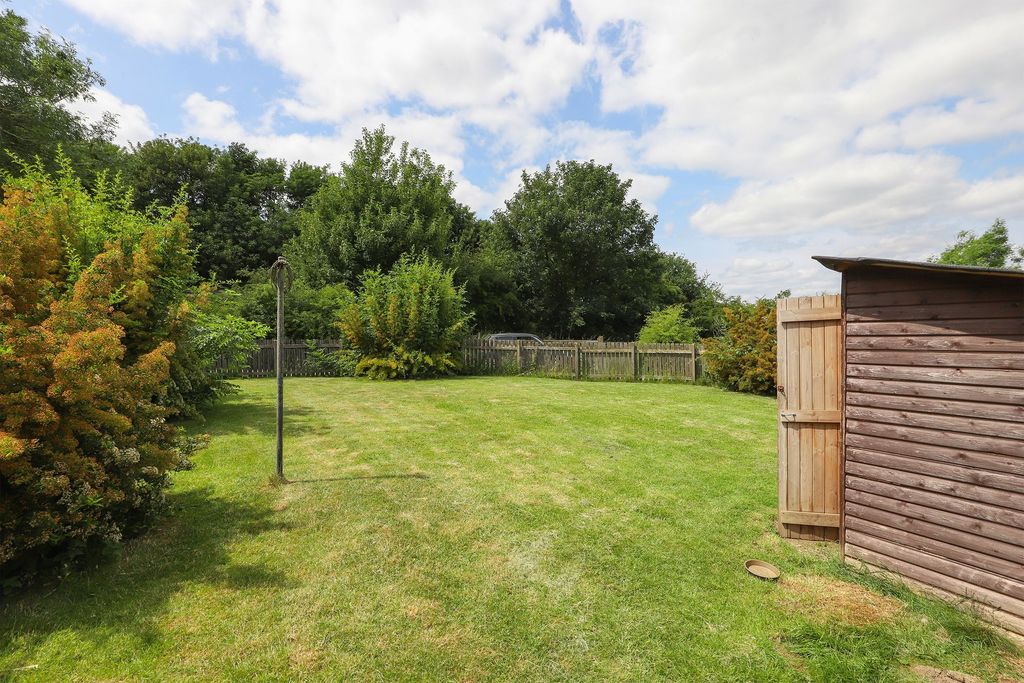 Property photo 2 of 22