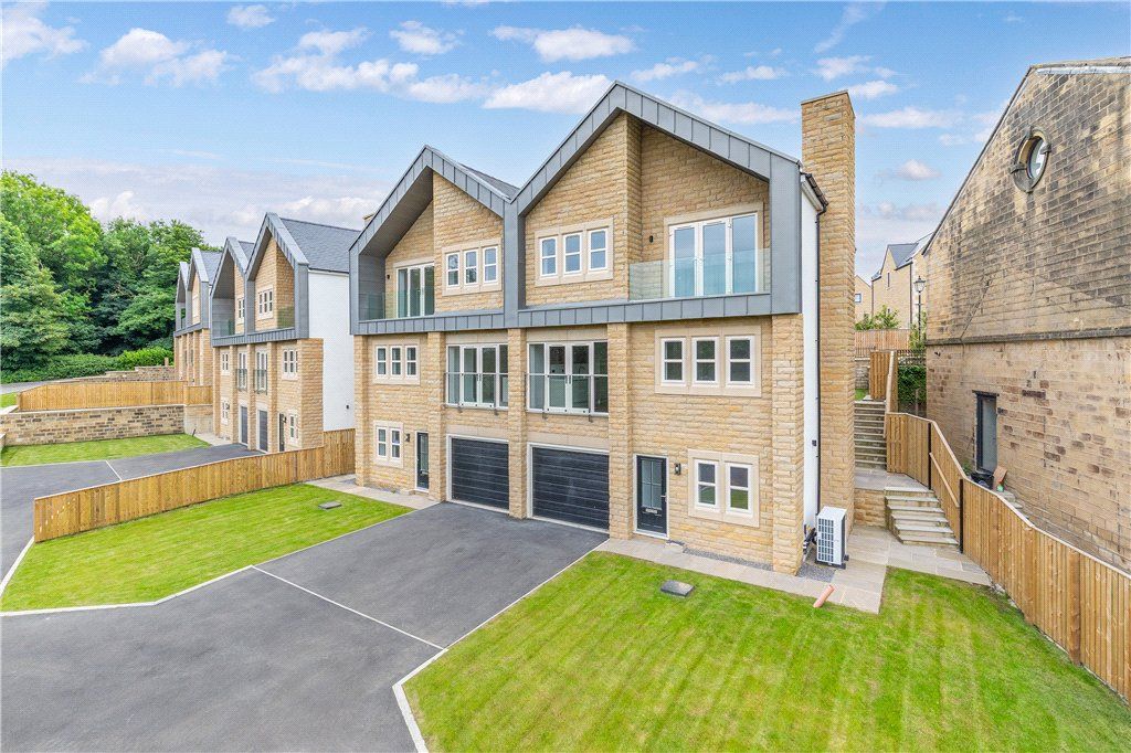 Property photo 1 of 25 11 Wharfe View