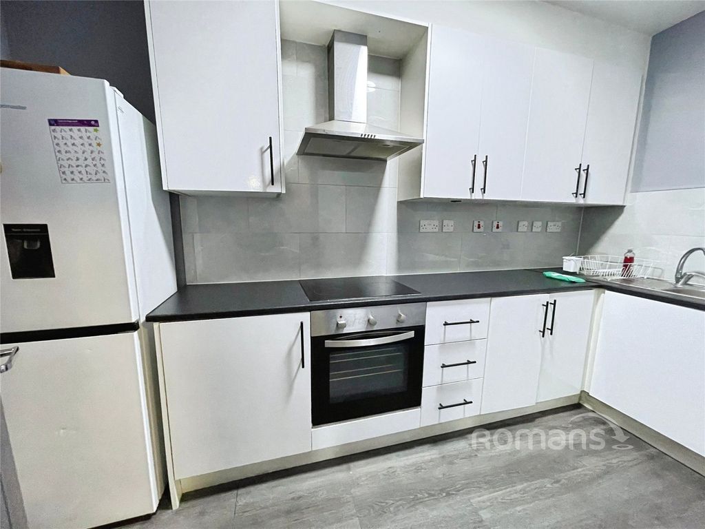 Property photo 3 of 11 Picture No. 10