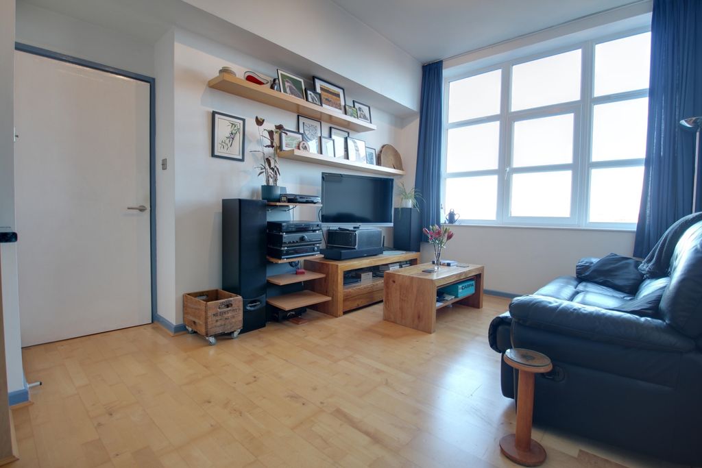 Property photo 2 of 10 Living Room Area