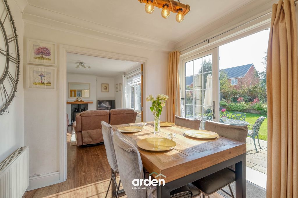 Property photo 2 of 25